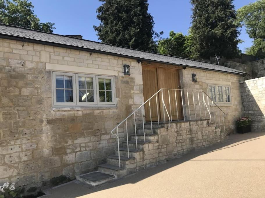 Barley - Cosy Stylish Apartment - Easy Access To Bath And Many Nearby Attractions Box  Extérieur photo
