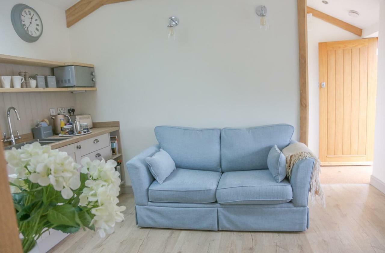 Barley - Cosy Stylish Apartment - Easy Access To Bath And Many Nearby Attractions Box  Extérieur photo