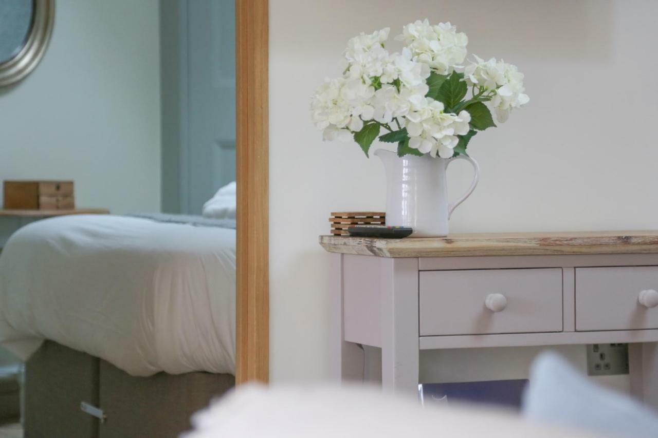 Barley - Cosy Stylish Apartment - Easy Access To Bath And Many Nearby Attractions Box  Extérieur photo